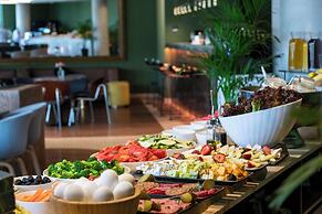 Golden Tulip Design Tbilisi