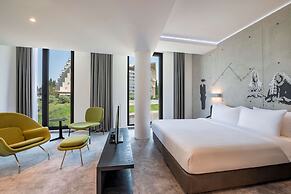 Golden Tulip Design Tbilisi