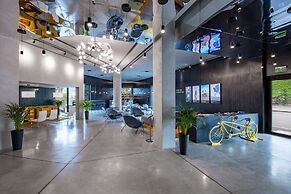 Golden Tulip Design Tbilisi