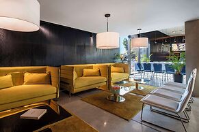 Golden Tulip Design Tbilisi