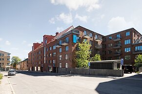 Sky Hotel Apartments City