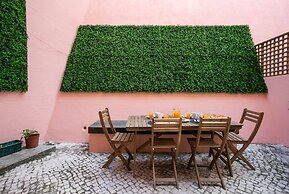 Cozy Tailor Made With a Refreshing Terrace