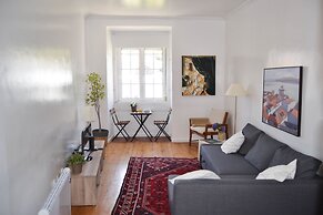Family Apartment by the River