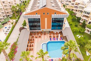 Fame Beach Hotel