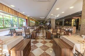 Fame Beach Hotel