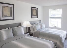 Bowmanville Marina Inn & Suites