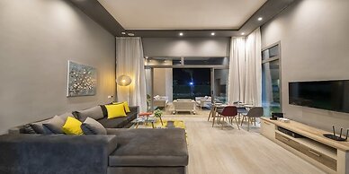 Palms Edge