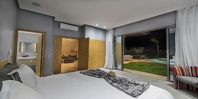 Palms Edge