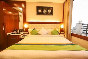 Lavish Inn