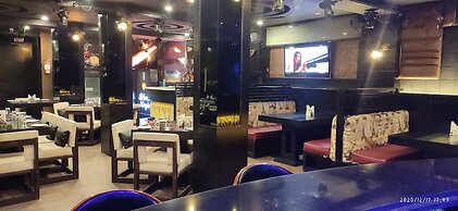 Lavish Inn