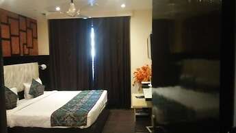 Lavish Inn