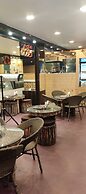 Lavish Inn