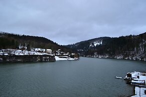 Hotel Restaurant Les Rives du Doubs