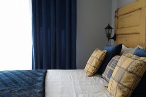 Paradise Suites