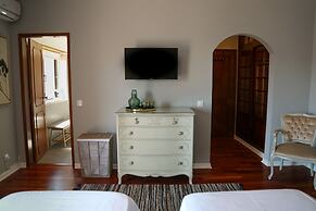 Paradise Suites