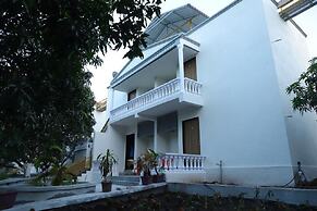 Van Vihar Farm & Resort
