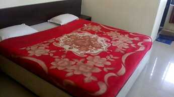Iroomz VKG Complex