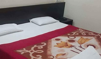 Iroomz VKG Complex