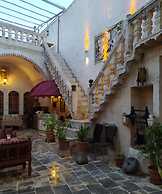 Sark Ciragan Konak