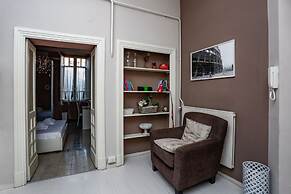 American Uni 2Br Lovely Apt