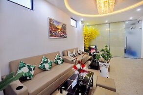Mega Light Hotel