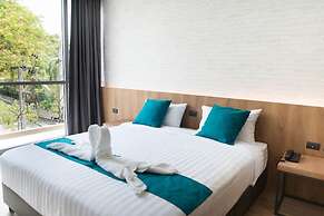 B Stay Hotel