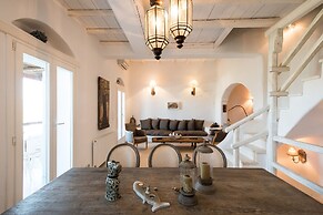 Beautiful Villa at Panormos