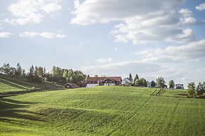 Helgaker Gård