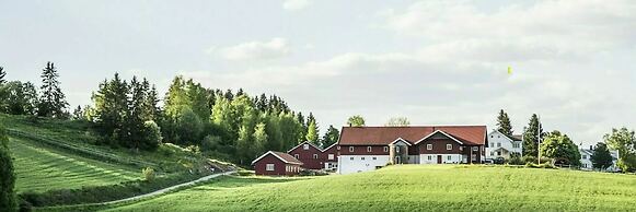 Helgaker Gård
