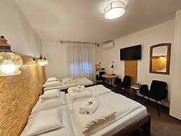 Hotel PROTEA