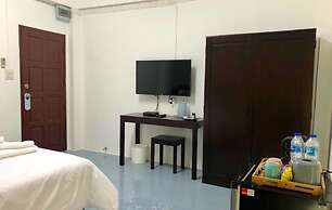 Oblique Apartment