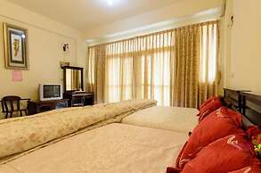 Plum Inn 1