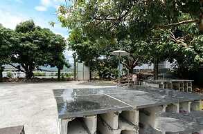 Plum Inn 2