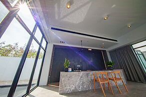 SH Villa