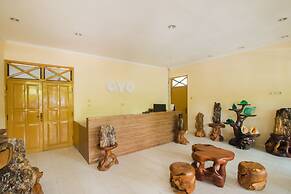OYO 688 Grand Pakidulan Hotel