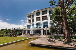 Sinasera Resort