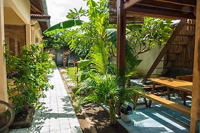 Mandalika Cottage