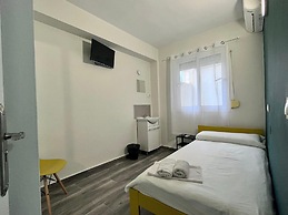 Click & Room
