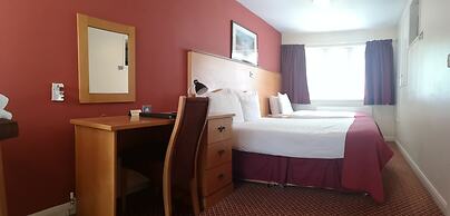 The Tudor Hotel