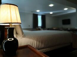 The Tudor Hotel
