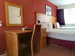 The Tudor Hotel