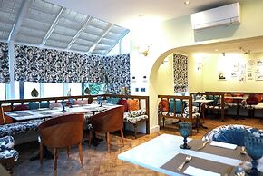 The Tudor Hotel