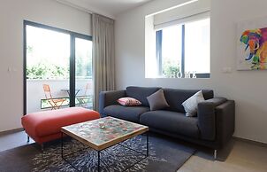 Sunny Luxary Apartments