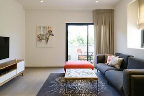 Sunny Luxary Apartments