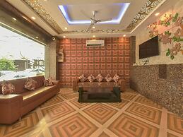 Hotel Golden Leaf