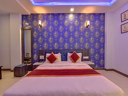 Hotel Golden Leaf