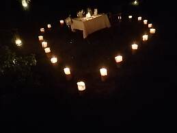 Emayian Luxury Camp