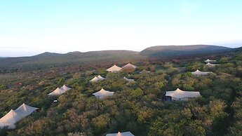 Emayian Luxury Camp