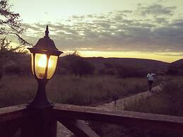 Emayian Luxury Camp