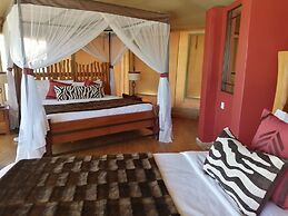 Emayian Luxury Camp